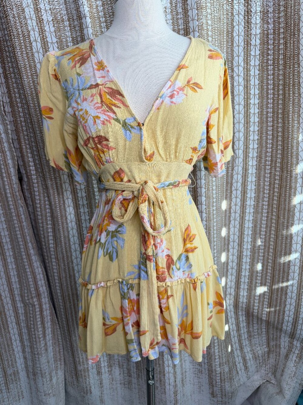 Billabong Women’s Small Yellow Floral Mini Dress Tie Waist Boho Beach